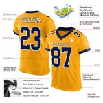 Maillot de football personnalisé authentique en maille dorée, bleu marine et blanc Maillot de football personnalisé authentique en maille dorée, bleu marine et blanc